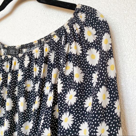 Topshop Off the Shoulder Daisy Dot Top Size 4 - Picture 3 of 10